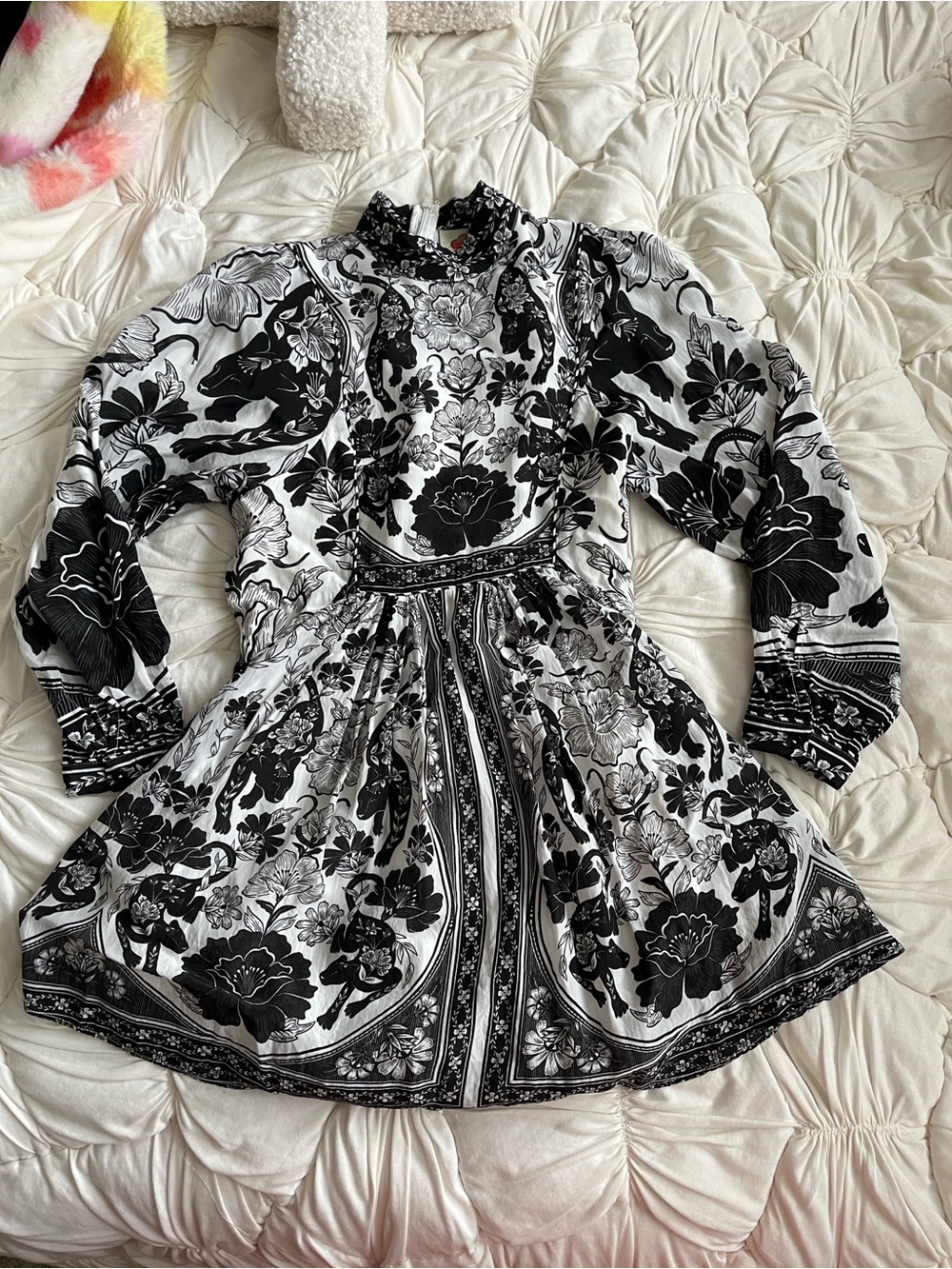 FARM Rio Black and White Floral Mini Dress - Picture 5 of 8